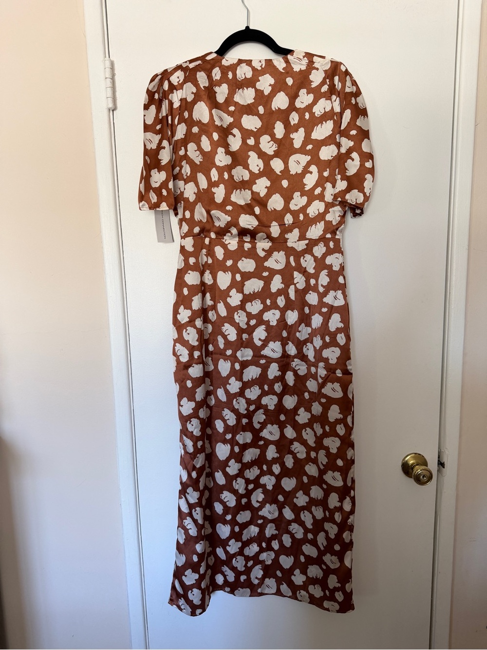 French Connecriob Rust and Cream Floral V-Neck Midi Dress - Picture 5 of 5